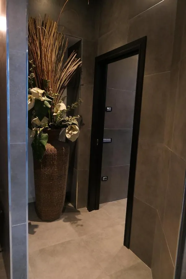 Fara House Benessere Naples Apartment